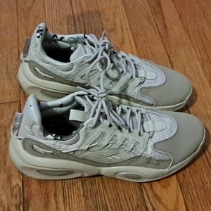 Reebok basketball sneakers